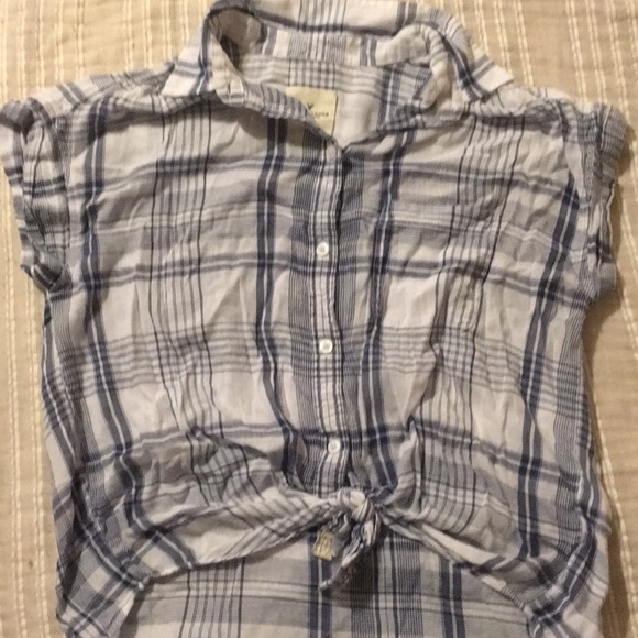 American Eagle Outfitters Tops - Plaid Top